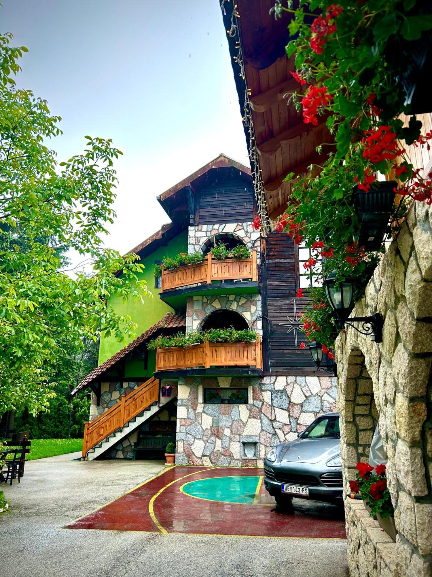 Villa Miris Dunja ズラティボール エクステリア 写真